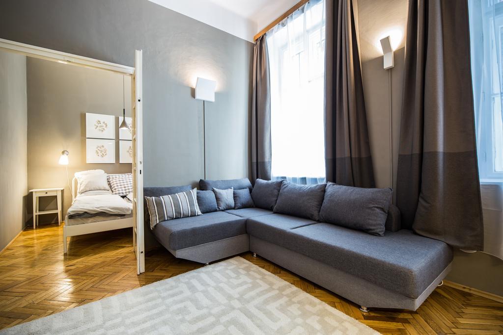 Logement Sous Le Chateau Budapest Exteriör bild