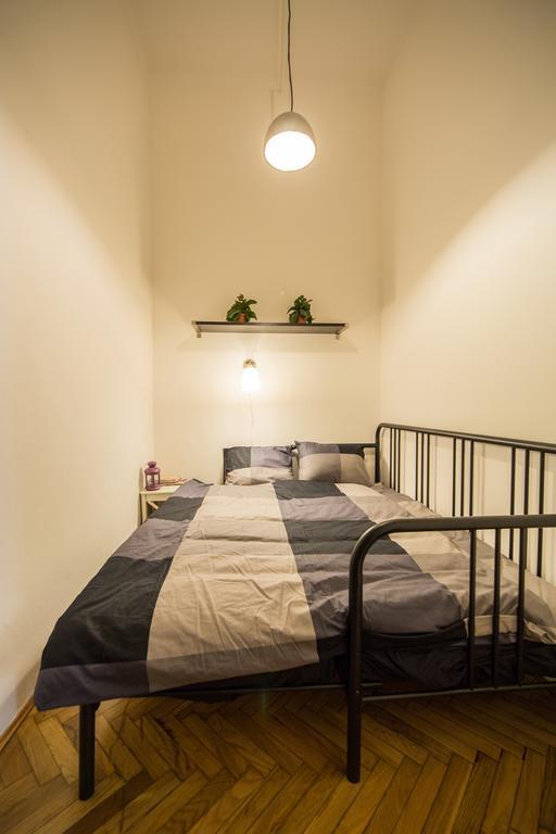 Logement Sous Le Chateau Budapest Exteriör bild
