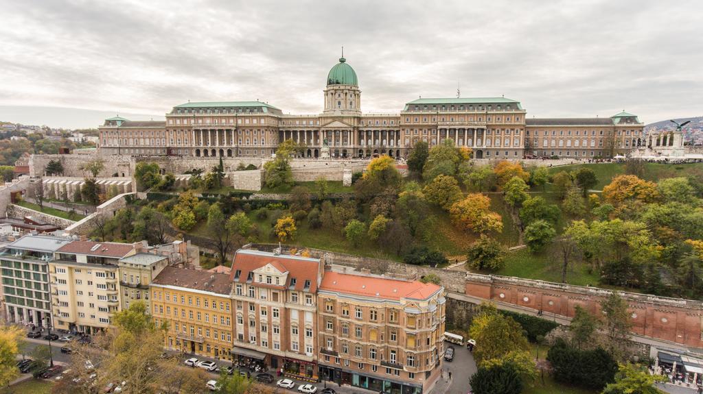 Logement Sous Le Chateau Budapest Exteriör bild